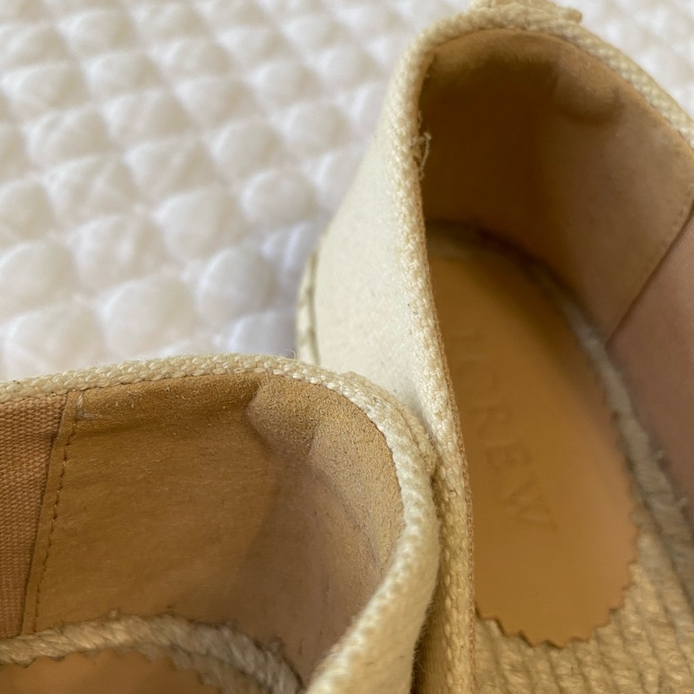 New J. Crew Embroidered Fruit Canvas Espadrilles, Size  7 ( more like a 6.5 ) - Picture 4 of 6